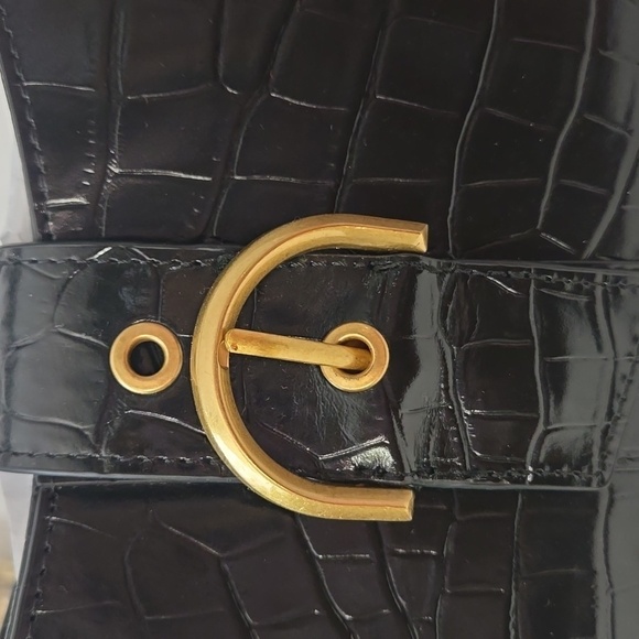 NWT Vince Camuto Barlo Small Shoulder - Picture 14 of 16